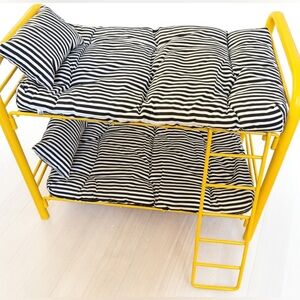 PLEASANT COMPANY VINTAGE 90’s American Girl Doll bunk beds and comforter/pillow